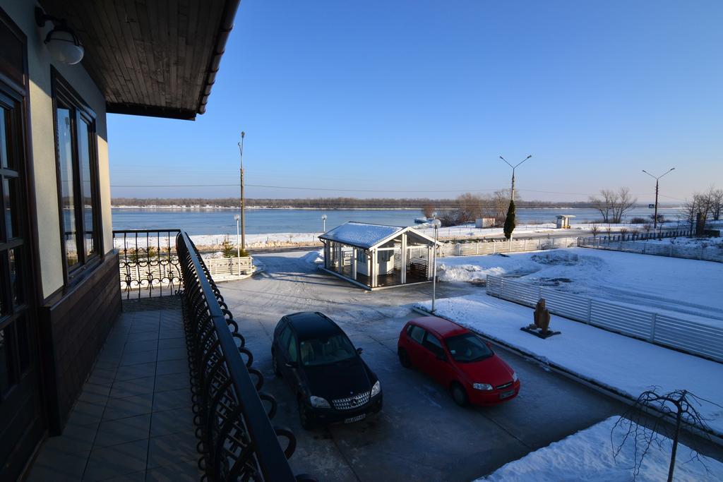 Knyazha Hora Hotel Kaniv Dış mekan fotoğraf